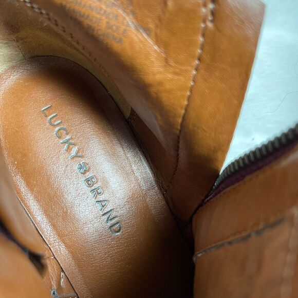 Lucky Brand leather suede burgundy ankle boots two side zipper size 8.5 - Picture 9 of 9